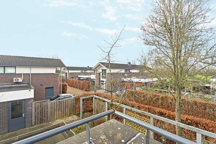 Foto 25 van Leeuwencamp 1