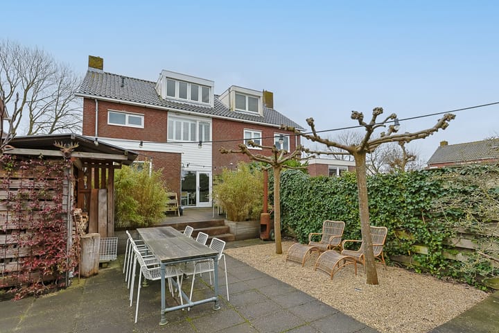 Foto 22 van Stationsweg 10-A