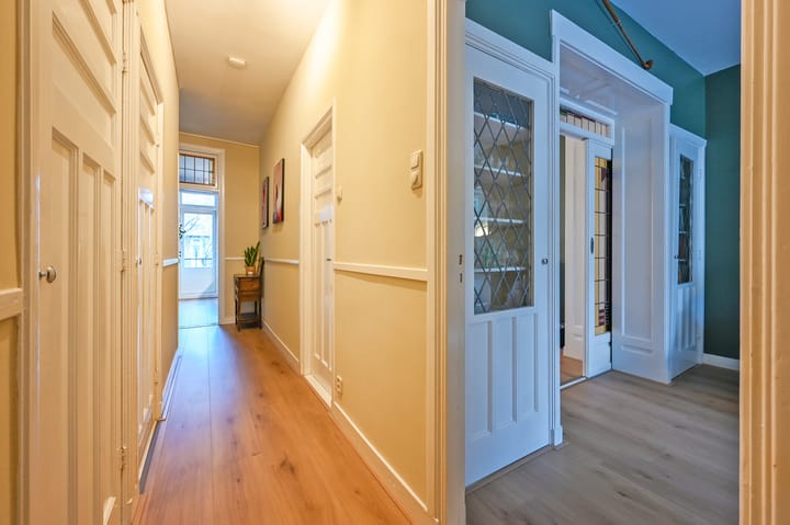 Photo 6 of Stuyvesantstraat 246