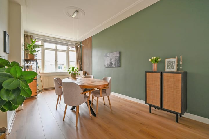 Photo 13 of Stuyvesantstraat 246