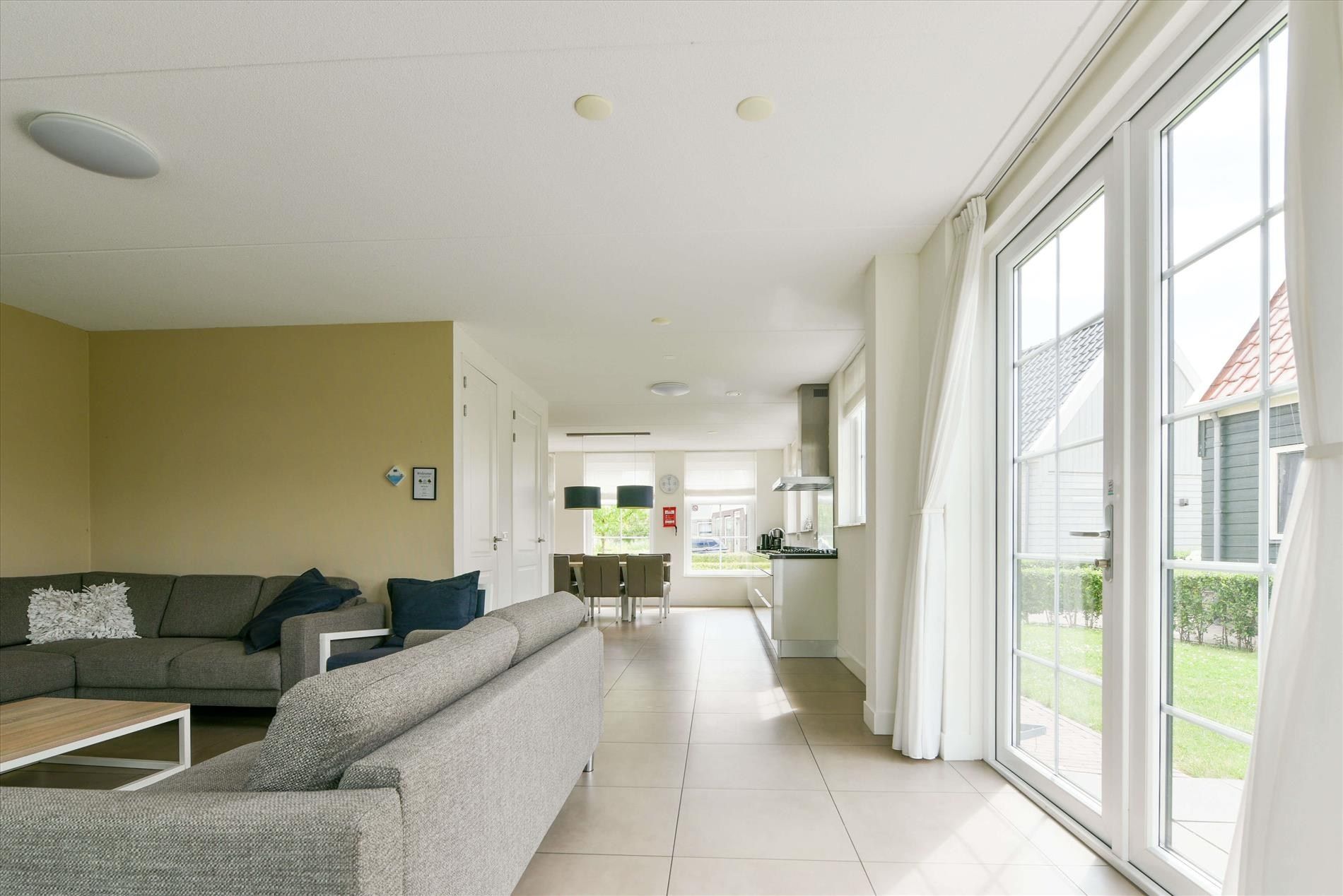 Photo 9 of Zeedijk 2-627