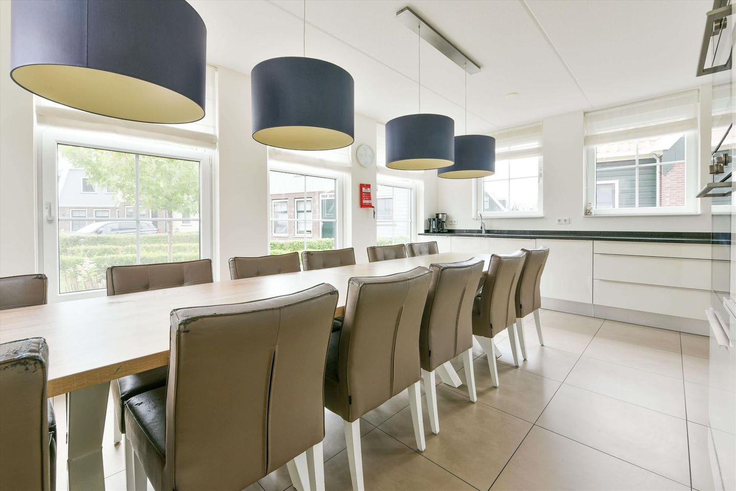 Photo 10 of Zeedijk 2-627