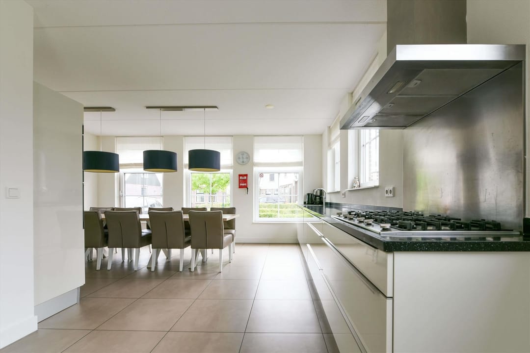 Photo 13 of Zeedijk 2-627