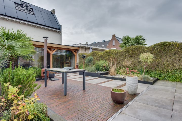 Foto 42 van Herman Heijermanssingel 86