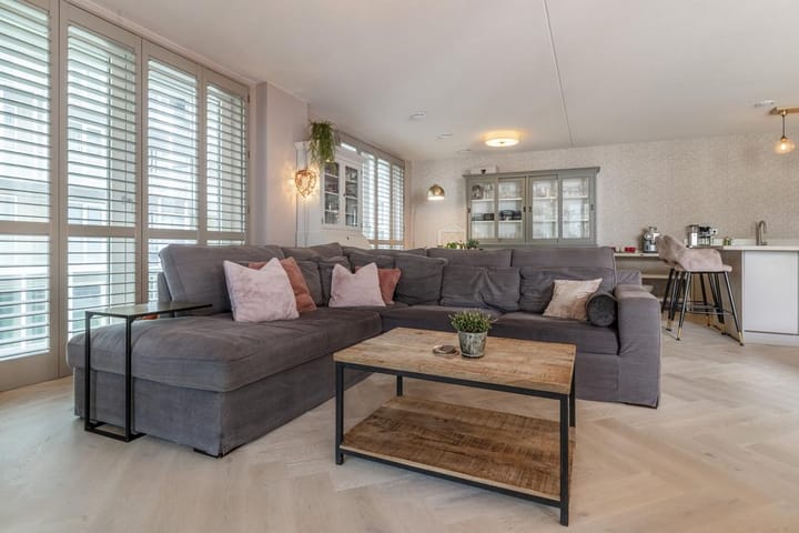 Photo 4 of Céramiquelaan 219