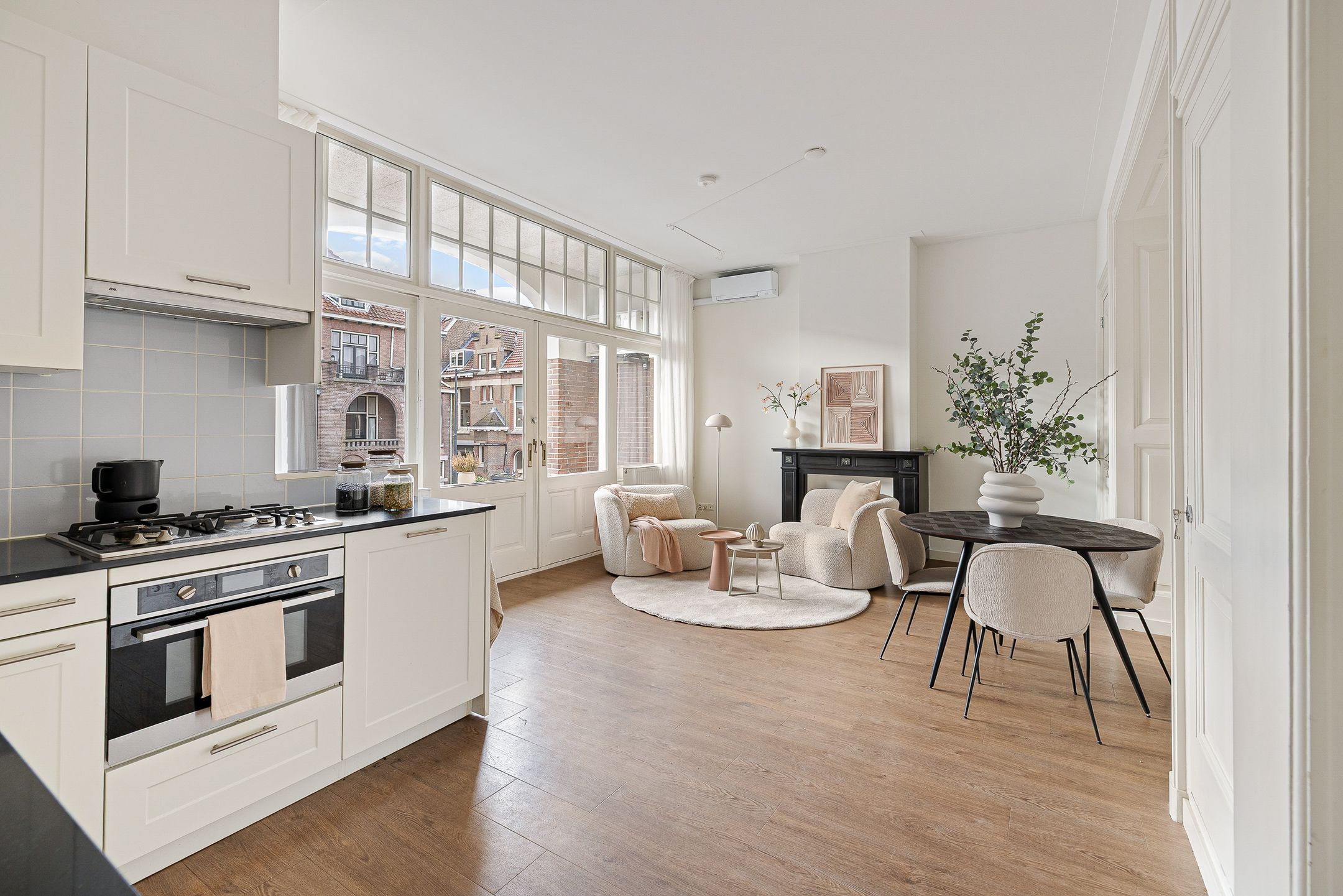 Photo 9 of Burgemeester Reigerstraat 76-C