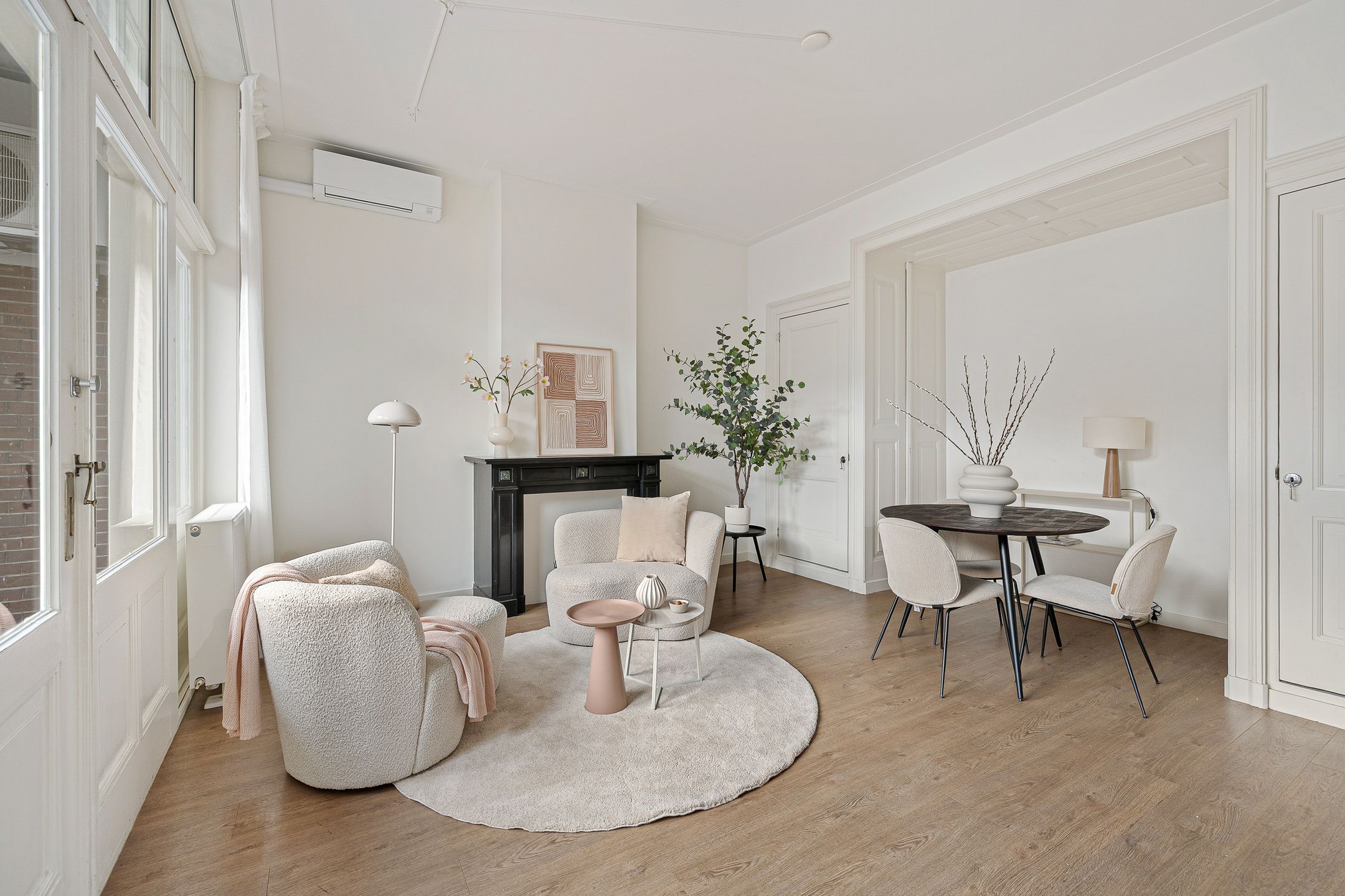 Photo 12 of Burgemeester Reigerstraat 76-C