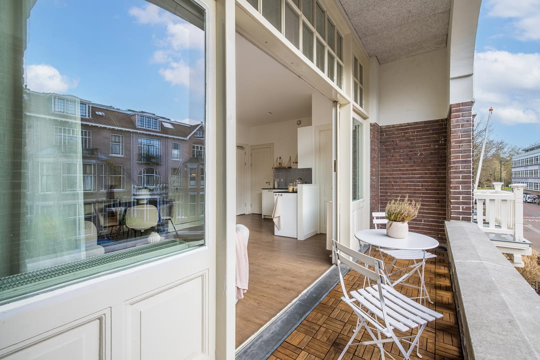 Photo 17 of Burgemeester Reigerstraat 76-C