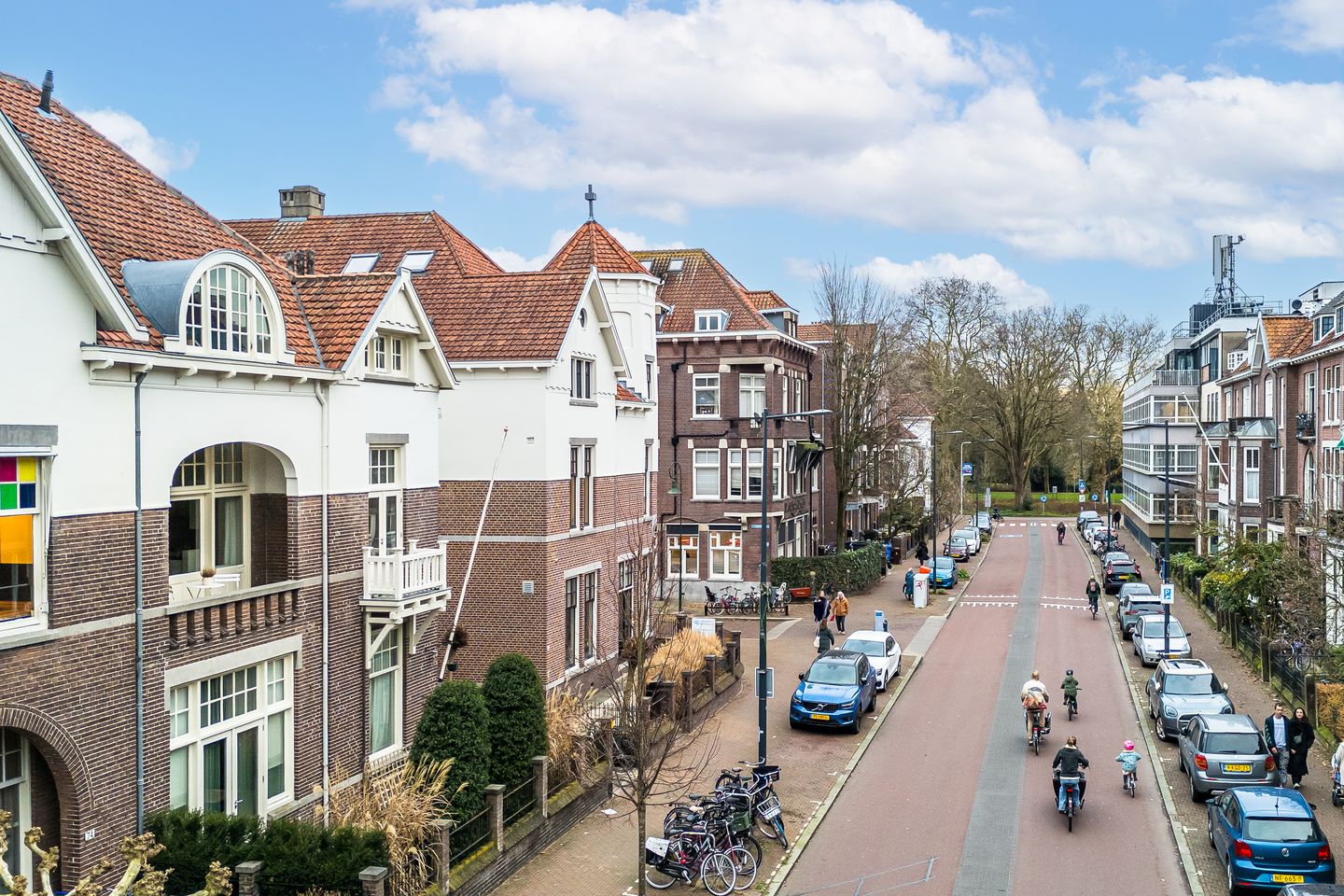 Photo 34 of Burgemeester Reigerstraat 76-C