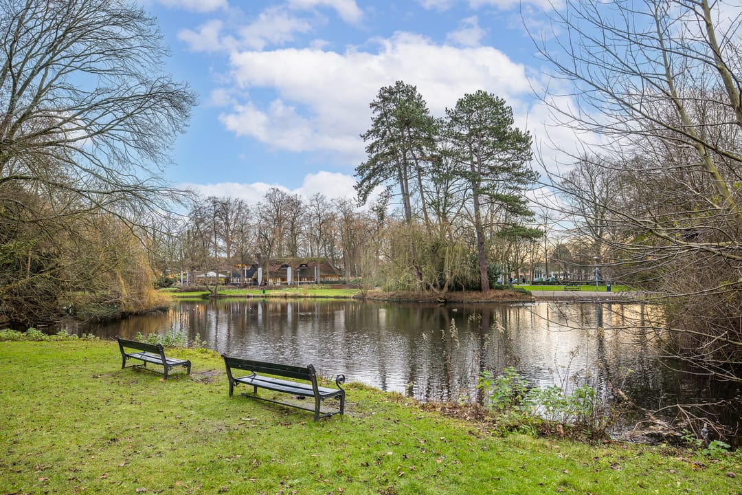 Photo 38 of Burgemeester Reigerstraat 76-C