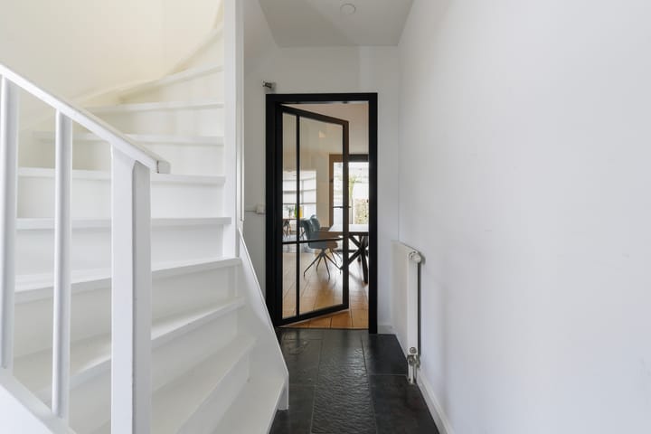 Photo 7 of Munsel 62