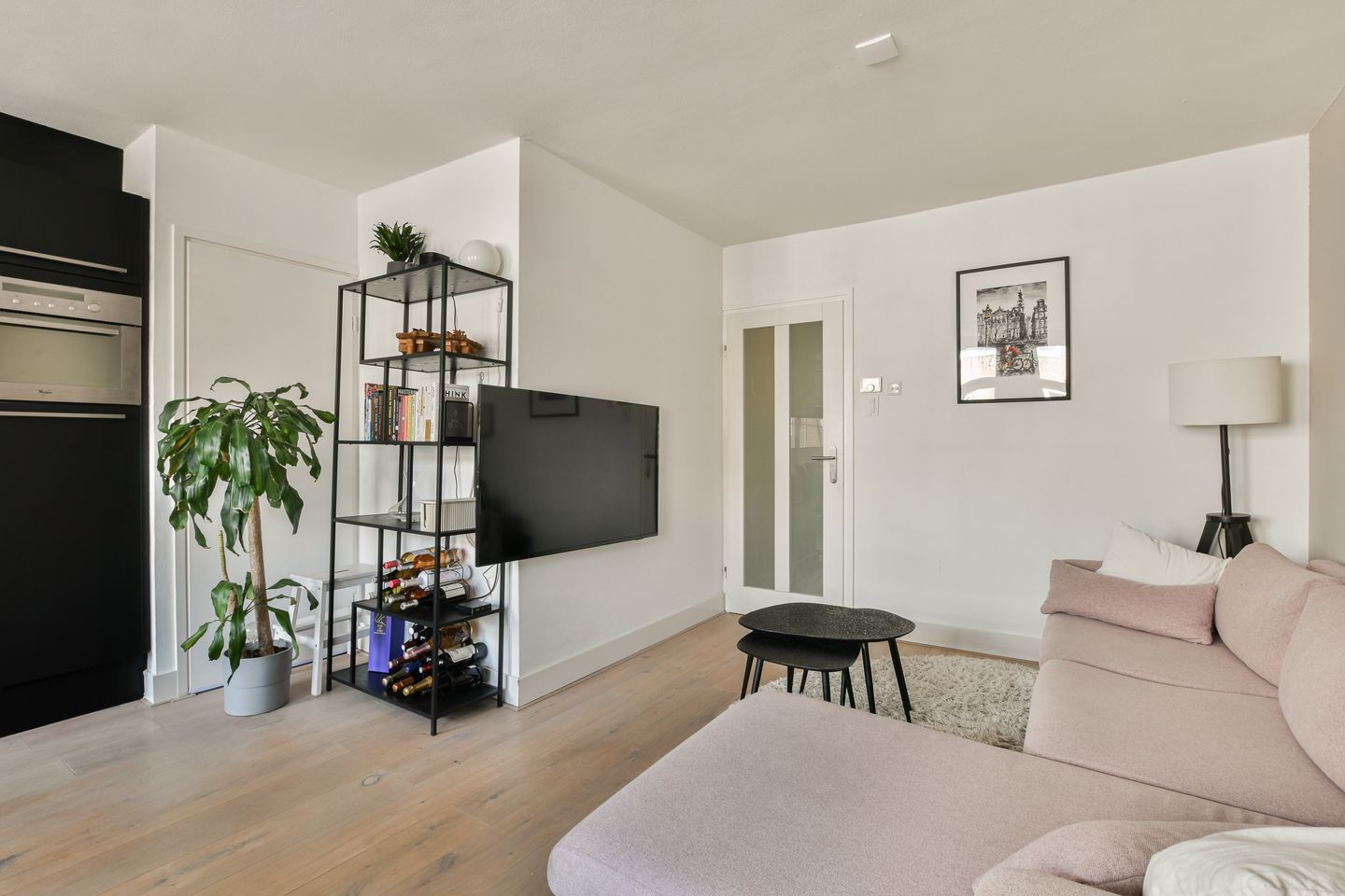 Photo 4 of Albert Cuypstraat 192-3