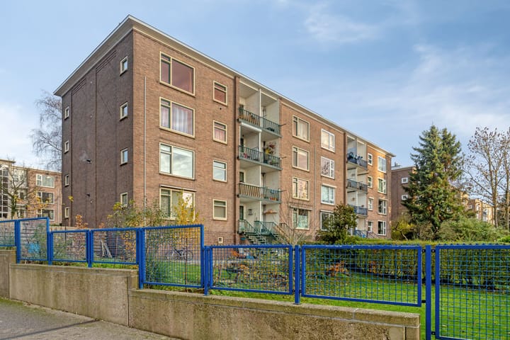 Foto 43 van Dr. J.C. Hartogslaan 10-2