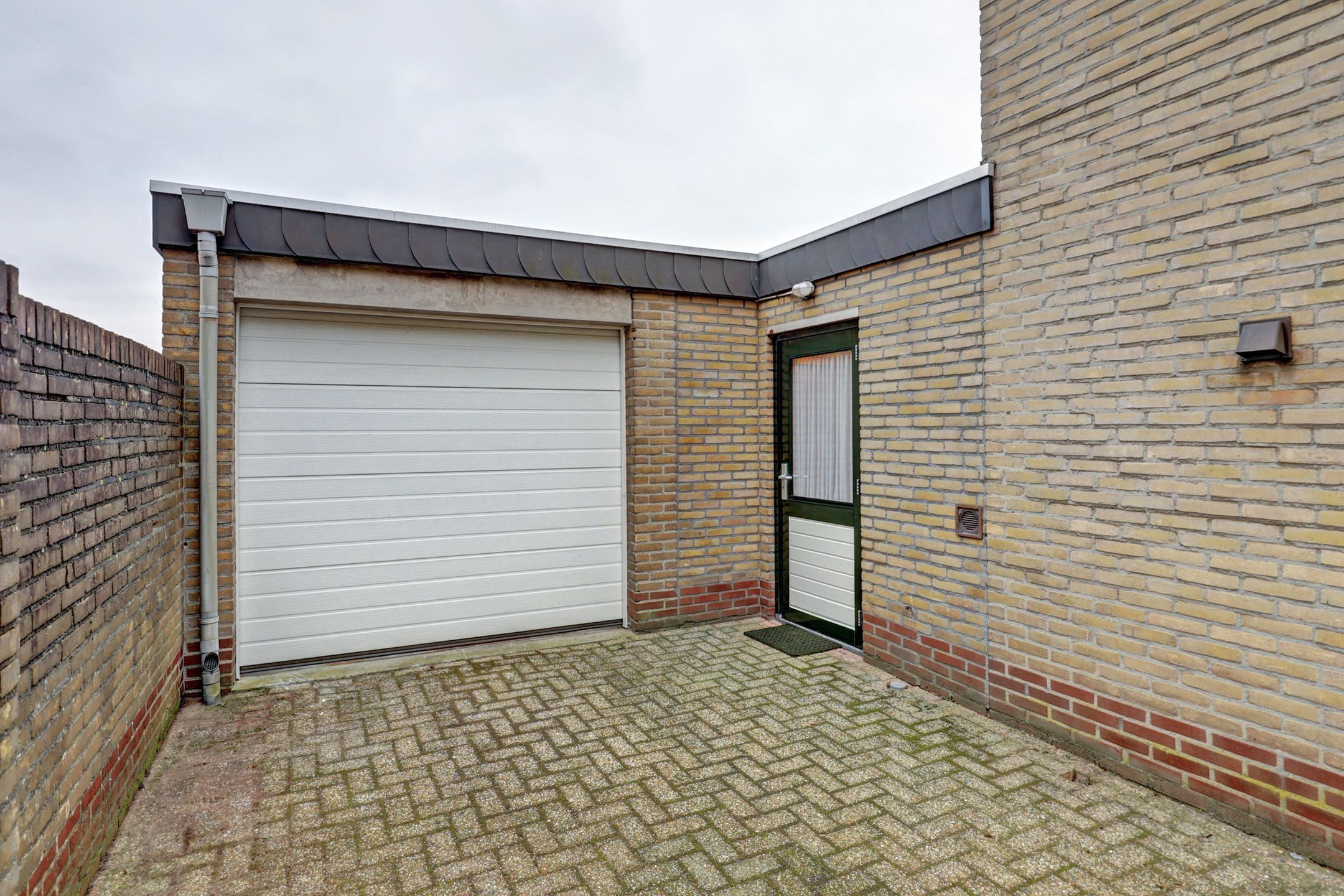 Photo 27 of Pieter Breughelstraat 60