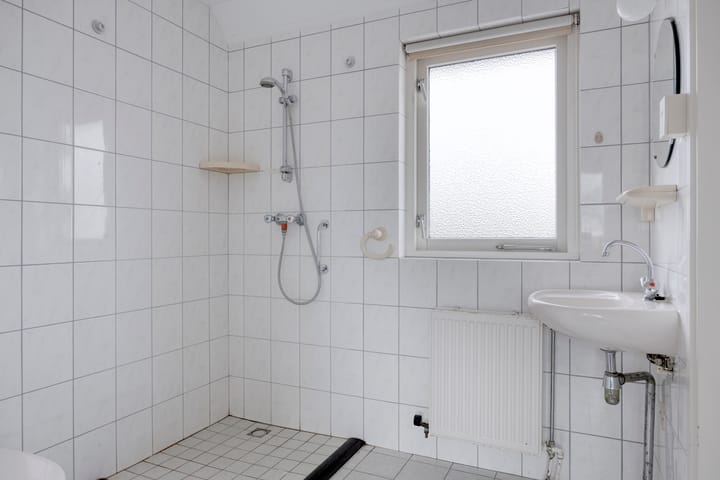 Foto 16 van Benedenheulseweg 23