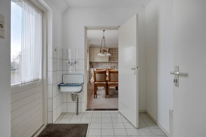 Foto 18 van Benedenheulseweg 23