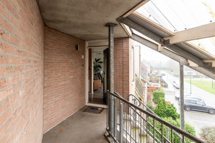 Foto 4 van Versteeglaan 120