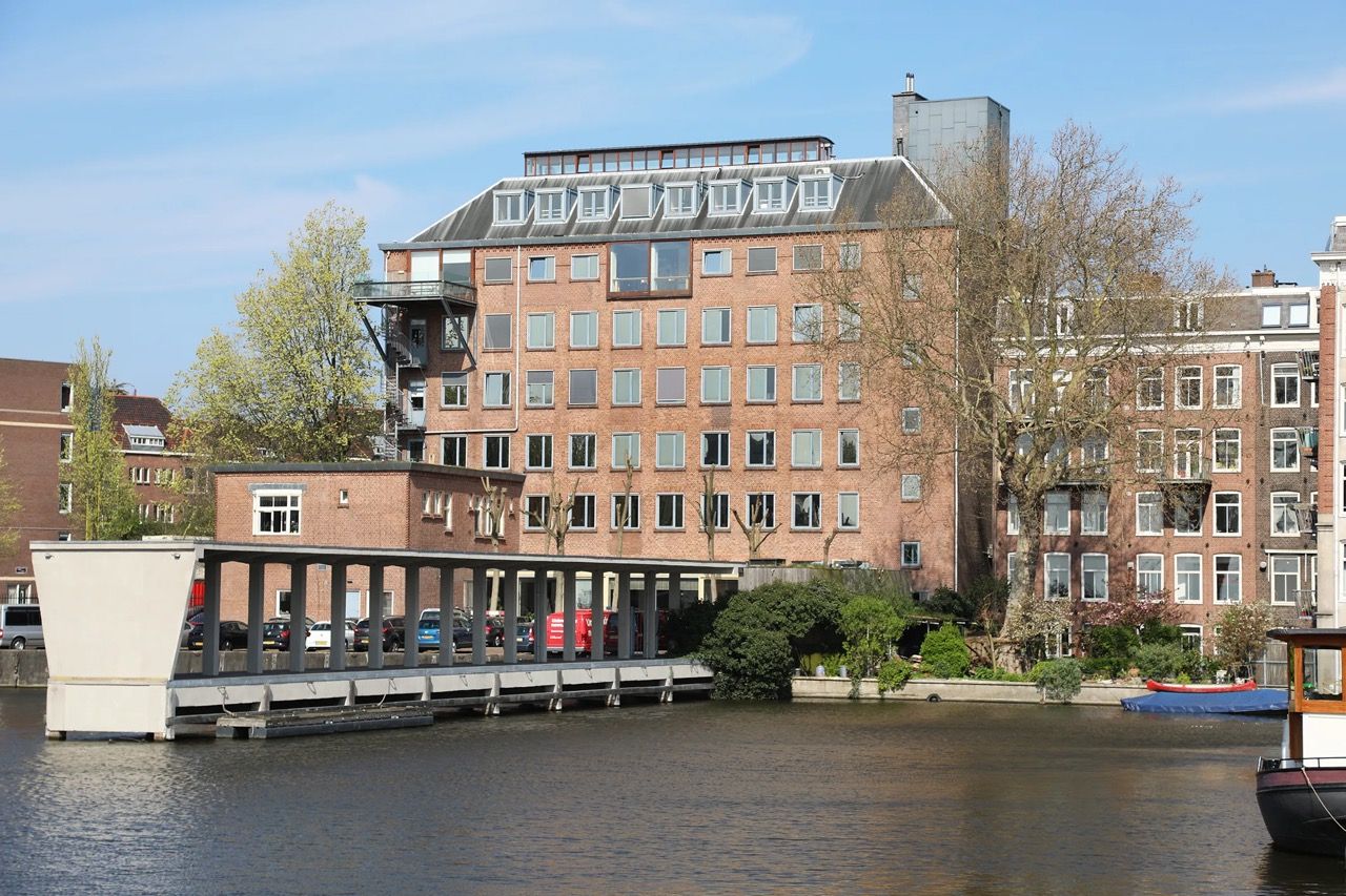 Bekijk foto 1 van Barentszplein 7