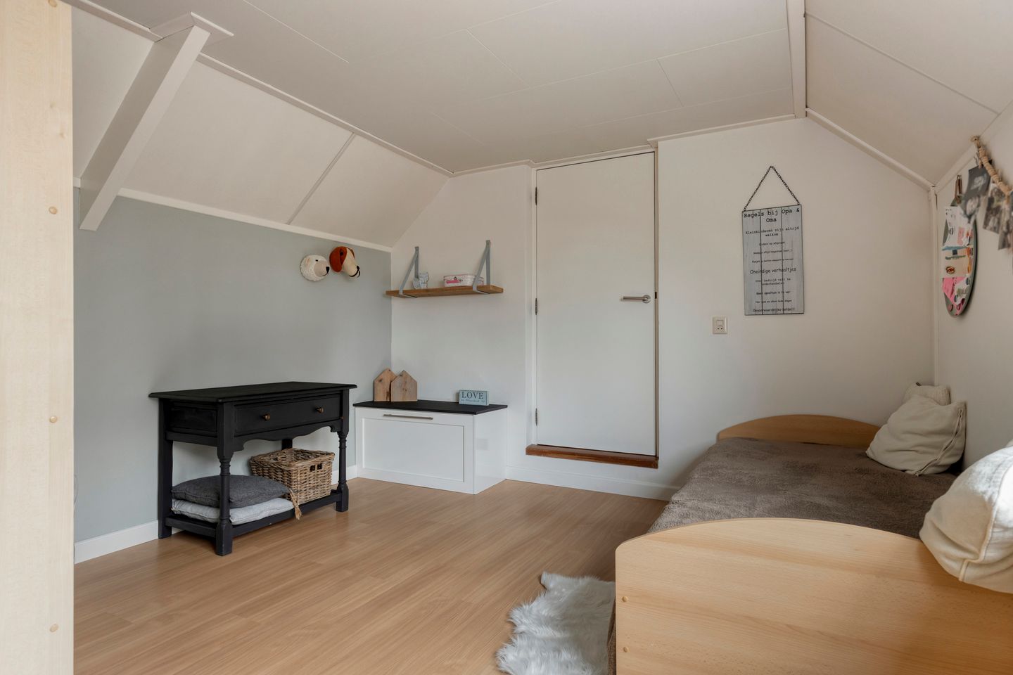 Photo 40 of Holderbergsestraat 5