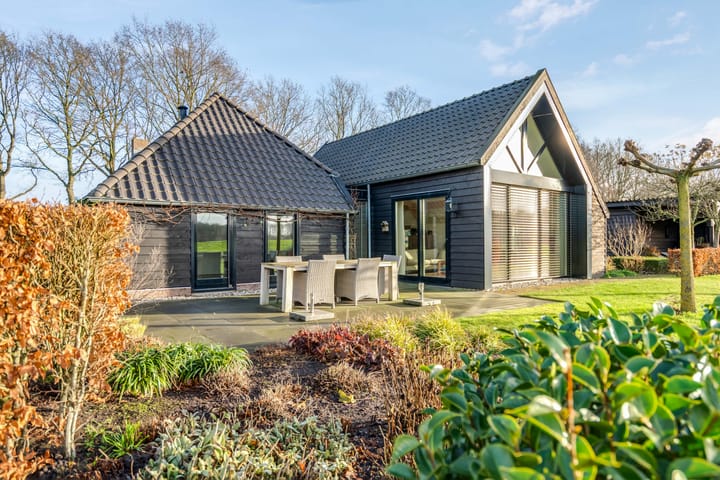 Foto 3 van M.A. van Naamen van Eemneslaan 72-A