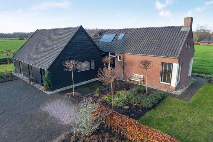 Foto 4 van M.A. van Naamen van Eemneslaan 72-A