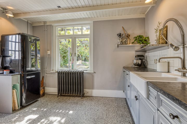 Foto 12 van Oosterstraat 1