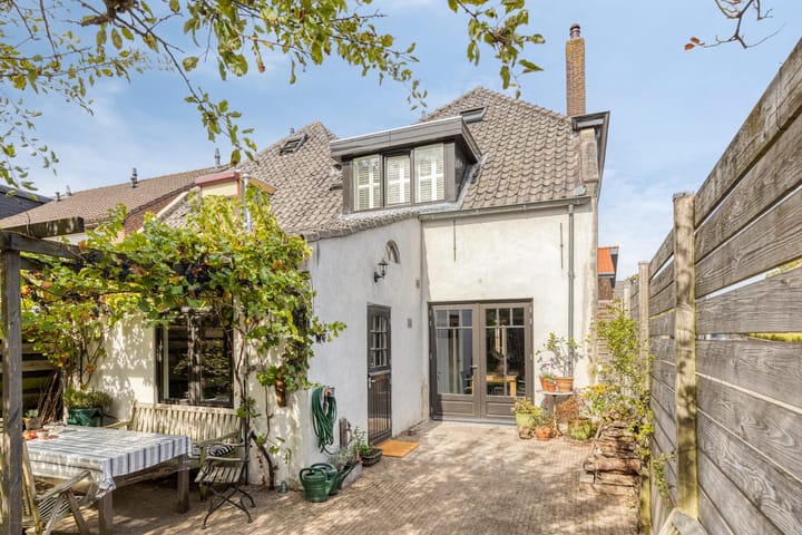 Foto 29 van Oosterstraat 1