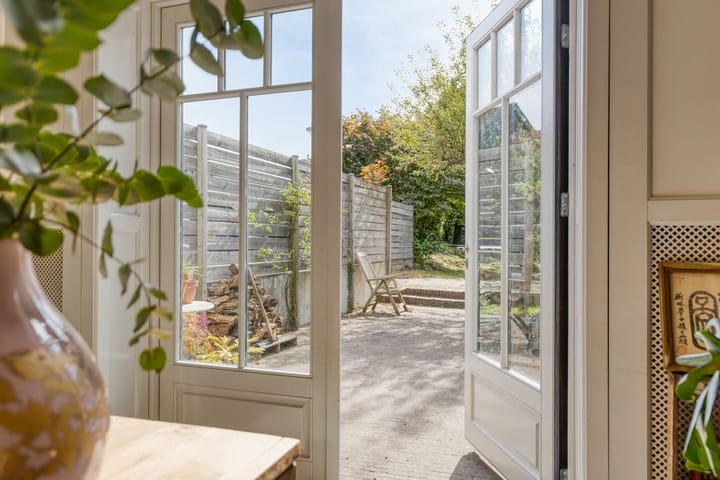 Foto 10 van Oosterstraat 1