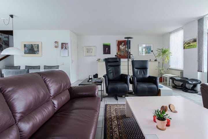 Foto 9 van Burg. Baron van Hövellstraat 10