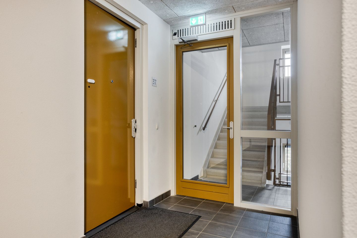 Photo 10 of Sint Laurentiusstraat 37