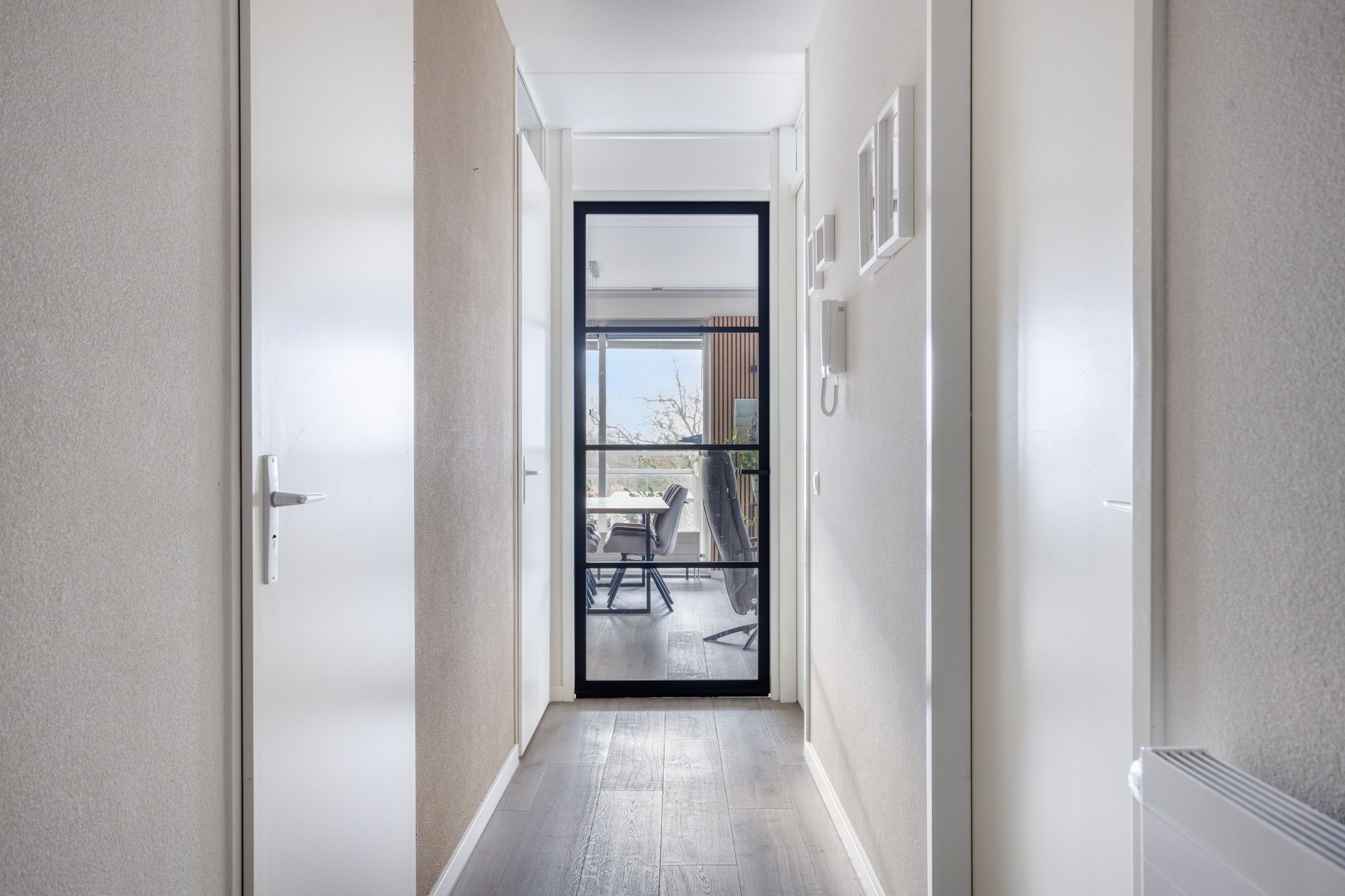 Photo 12 of Sint Laurentiusstraat 37