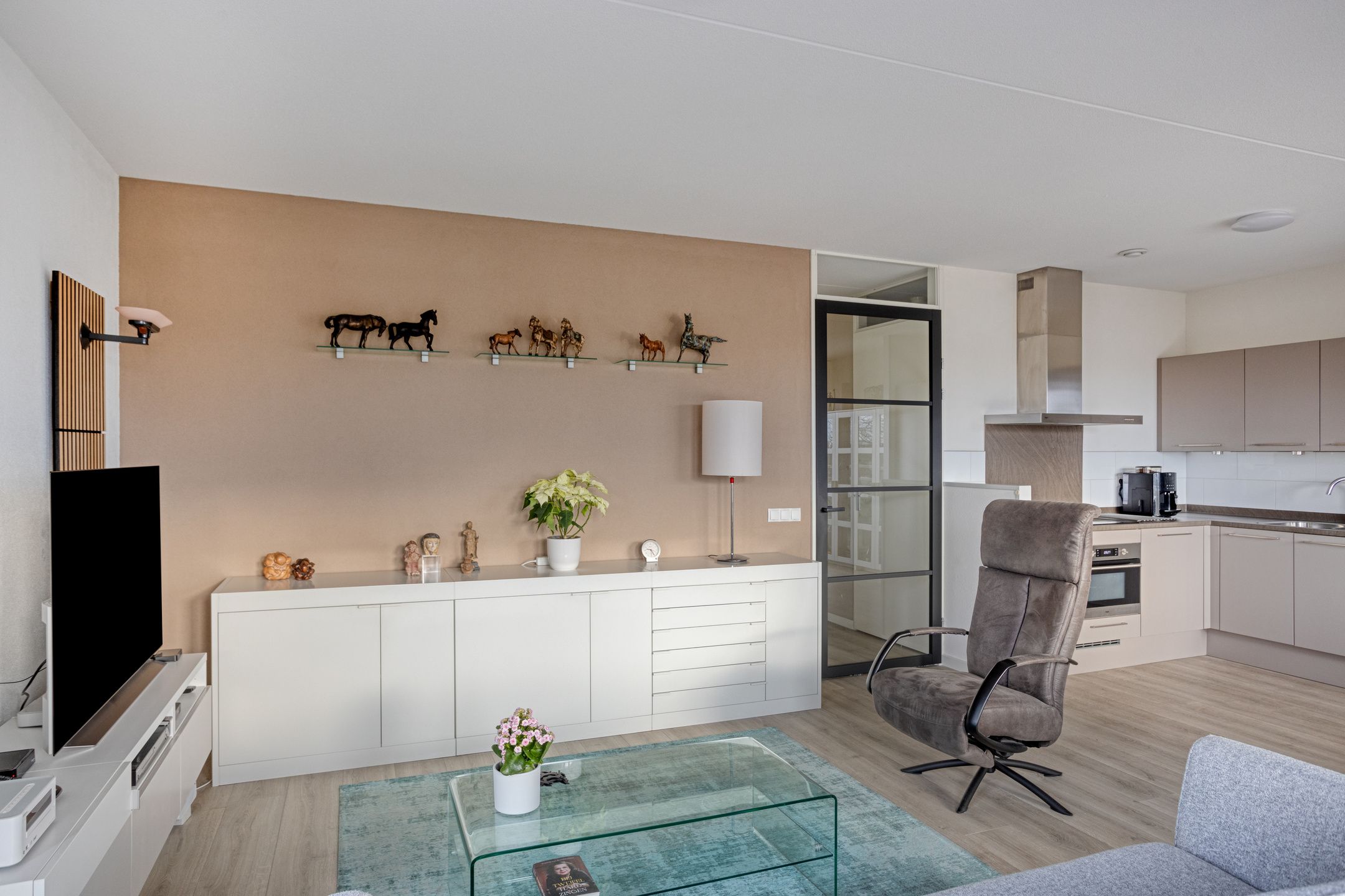 Photo 15 of Sint Laurentiusstraat 37