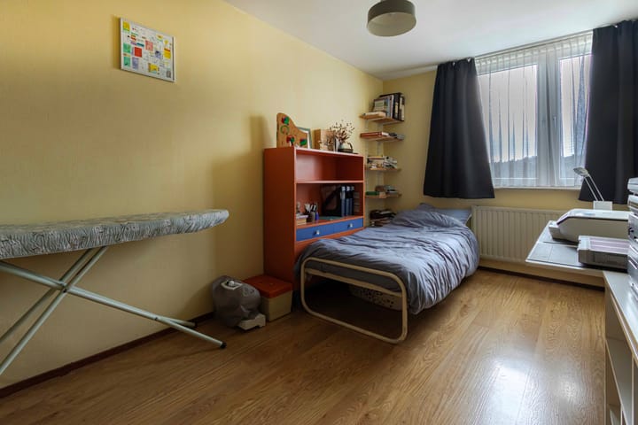 Foto 20 van Burg. Baron van Hövellstraat 10