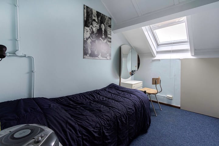 Foto 32 van Burg. Baron van Hövellstraat 10