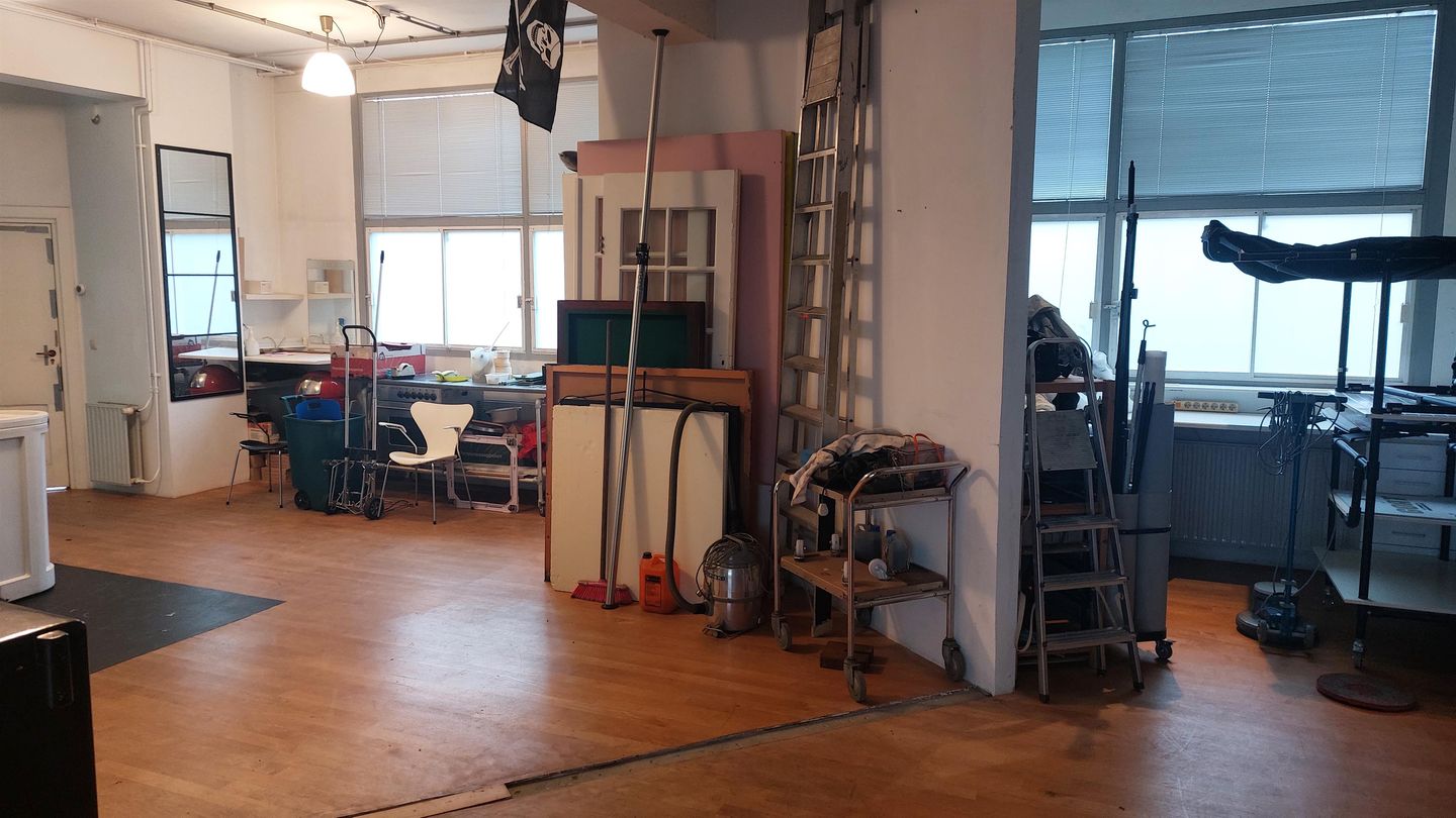 Bekijk foto 4 van Bankwerkerij 83