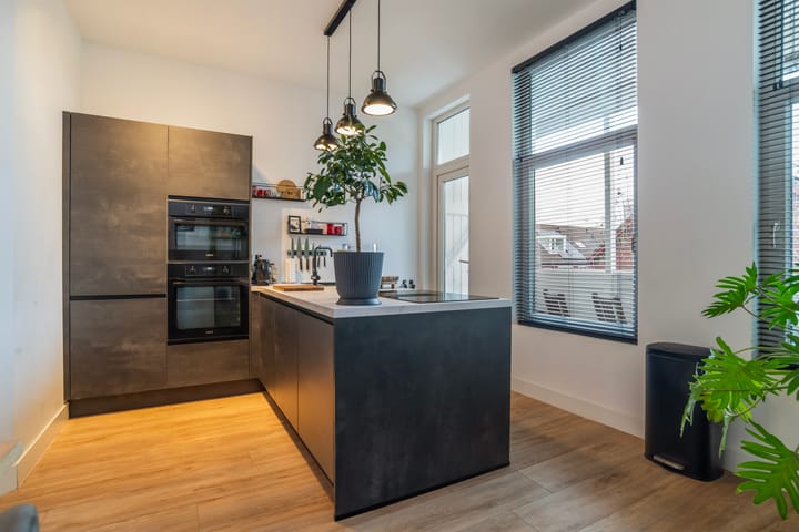 Foto 36 van Willem van Hillegaersbergstraat 34-A