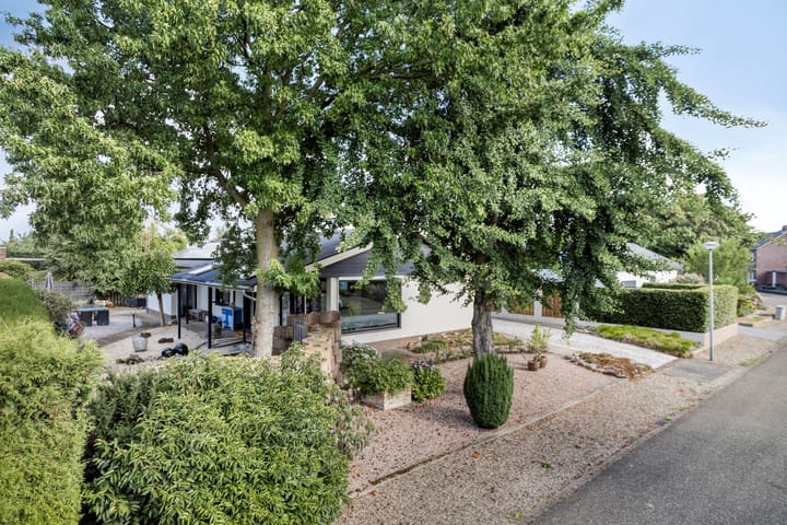 Foto 4 van Graaf de Hompeschstraat 1