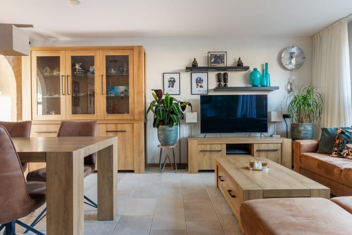 Foto 11 van Anzere 9