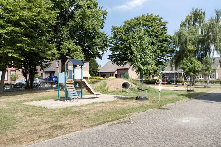 Foto 63 van Graaf de Hompeschstraat 1