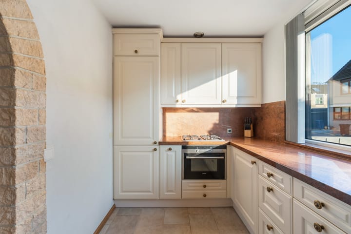 Foto 25 van Anzere 9