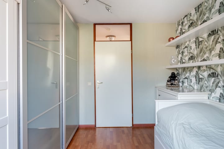 Foto 34 van Anzere 9