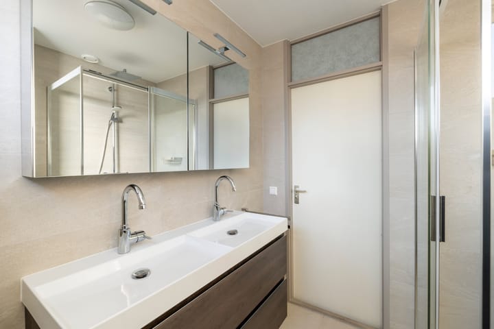 Foto 38 van Anzere 9