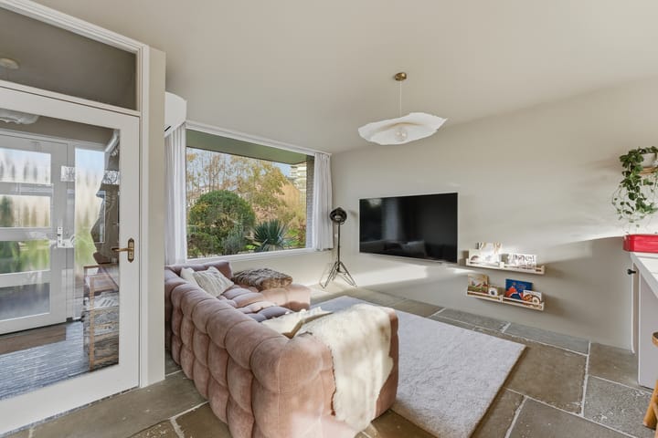 Foto 8 van A. Anemastraat 20