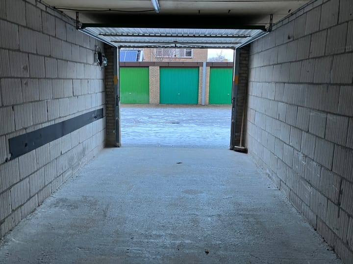 Photo 4 of Zwaluwstraat 11-K