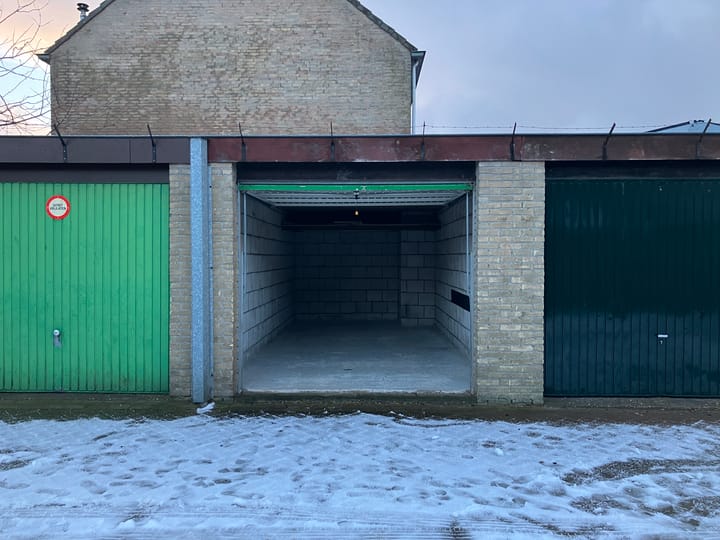 Photo 2 of Zwaluwstraat 11-K