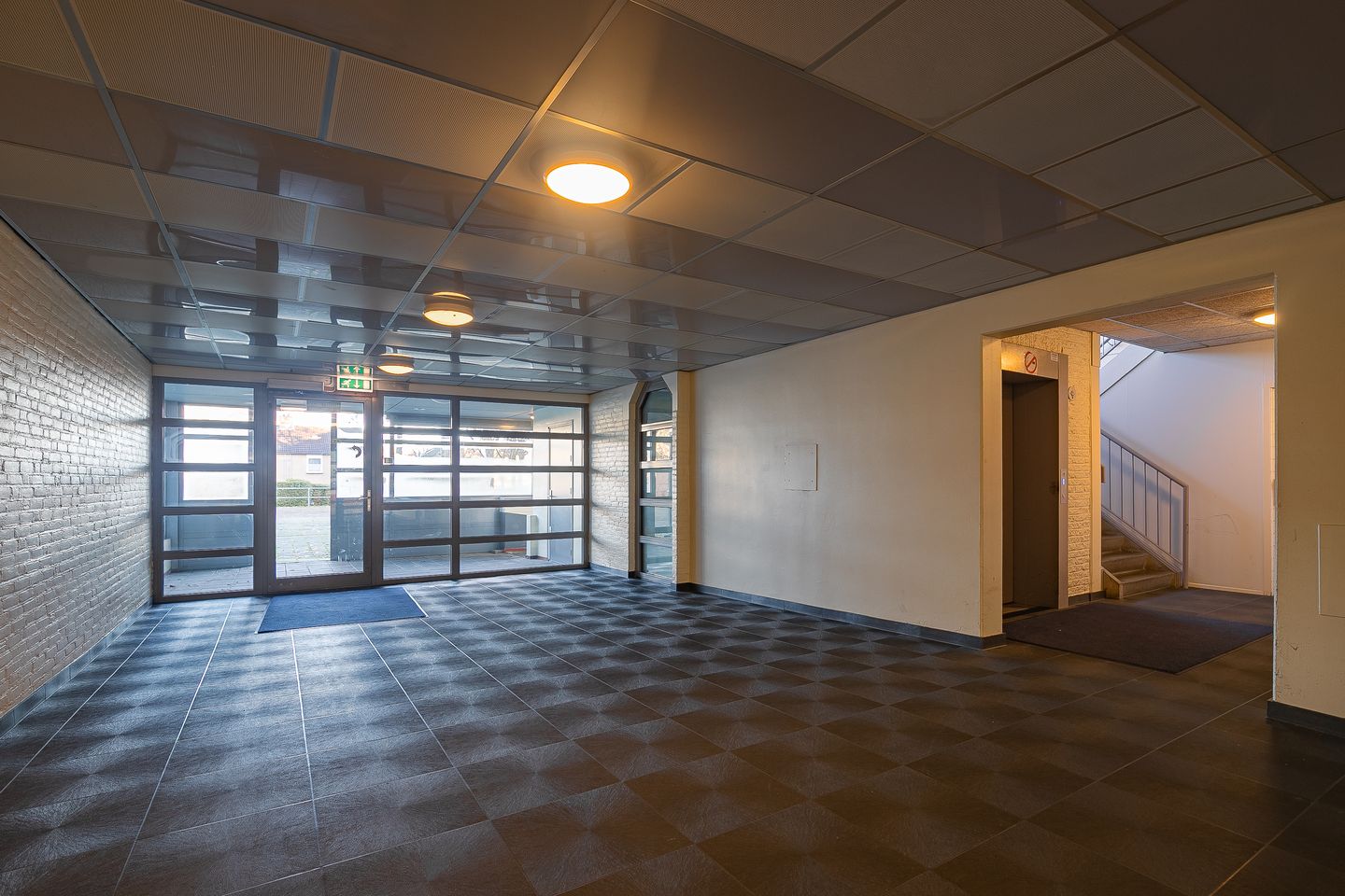 Foto 14 van Roserije 69-E