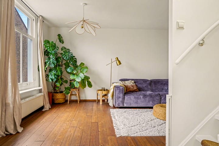 Photo 4 of Lauwerecht 68-BS