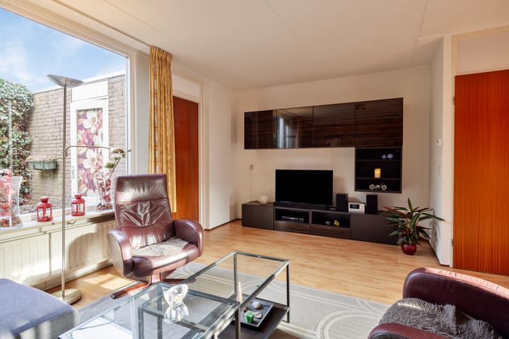 Foto 5 van Baanderheugte 46