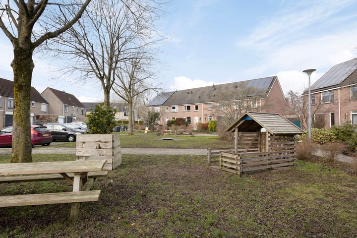 Foto 30 van Baanderheugte 46