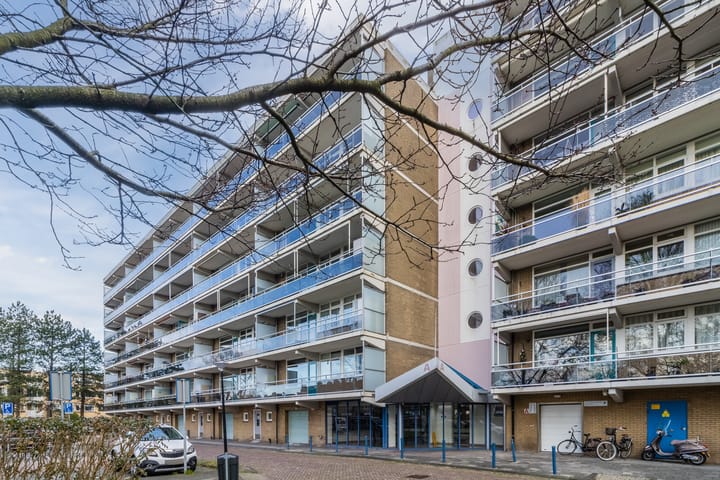 Photo 5 of Zwaluwstraat 200